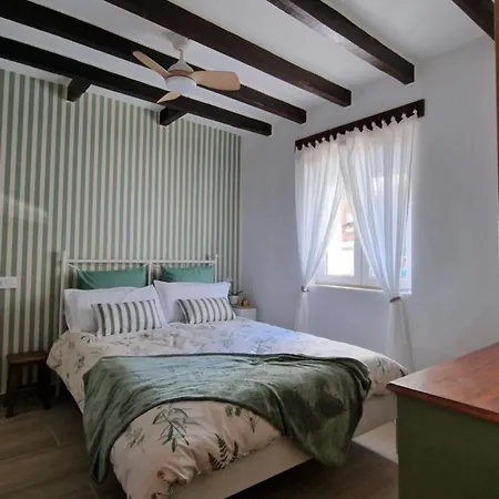 Casa Abuelos Holiday home *
